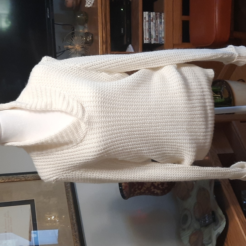 ●Vintage Pilgrim sportswear V neck Sweater